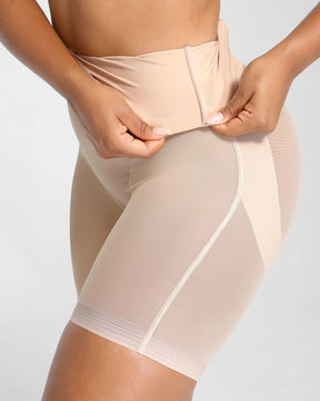 BOOT-YEAH™ MeshSmooth™ High-Waisted Mid Thigh Short